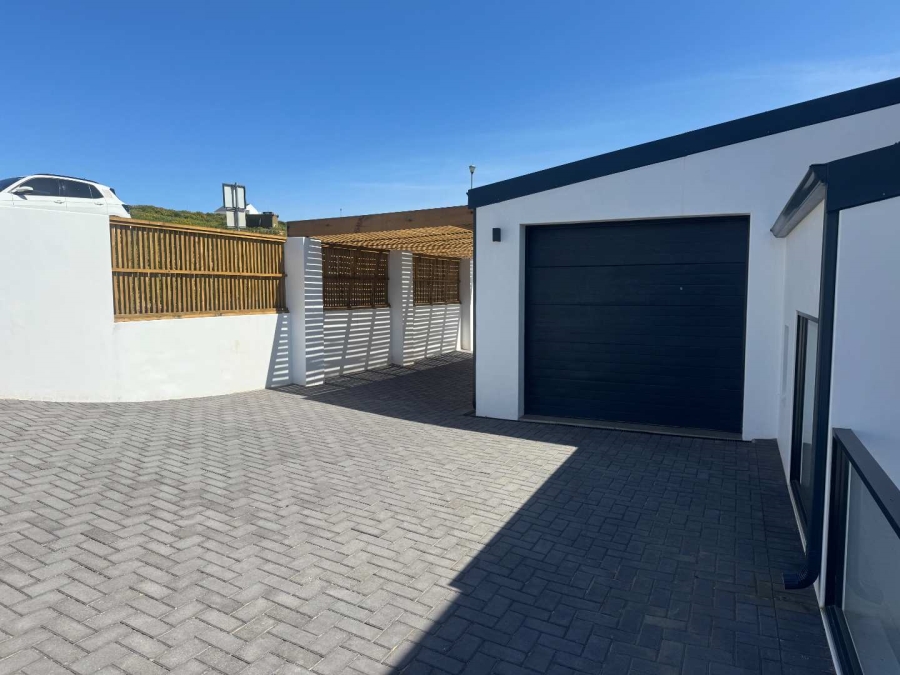 2 Bedroom Property for Sale in St Helena Bay Western Cape